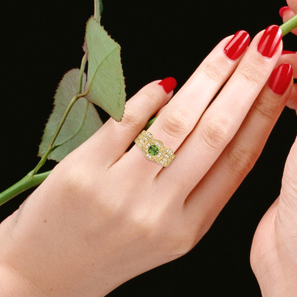 http://www.goldiam.co.il/sites/default/files/D49226-2_ringfinger2.jpg