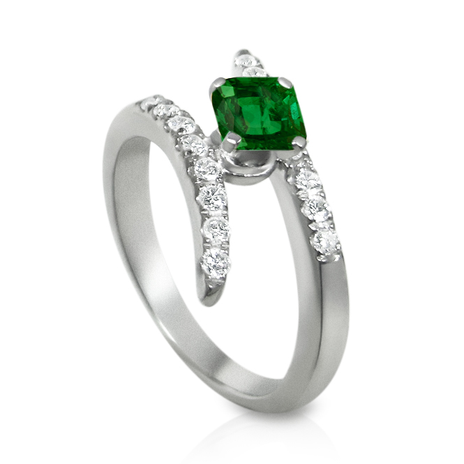 https://www.goldiam.co.il/sites/default/files/10025-1_whitegold_emerald.jpg