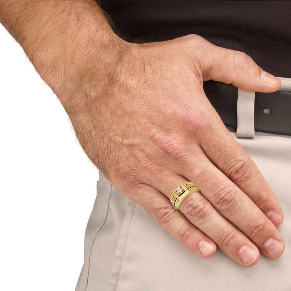 https://www.goldiam.co.il/sites/default/files/255743.PSD_hand_men.jpg