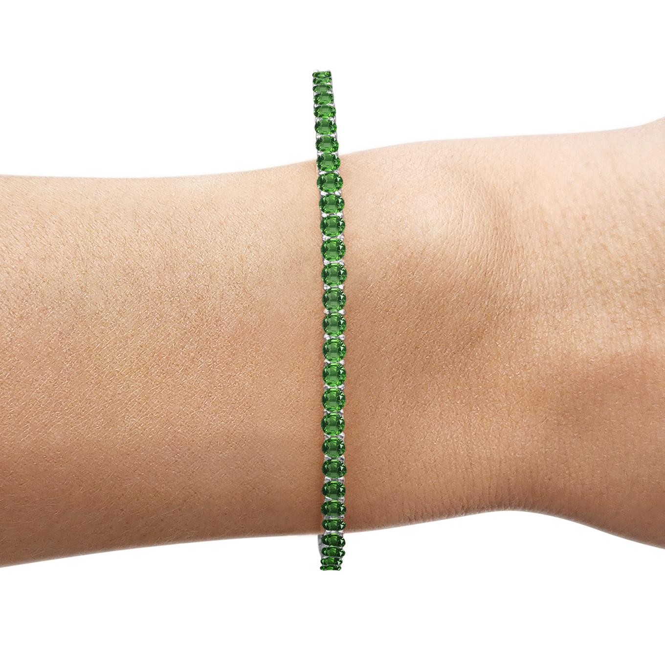 https://www.goldiam.co.il/en/sites/default/files/7_whitegold_emerald.jpg