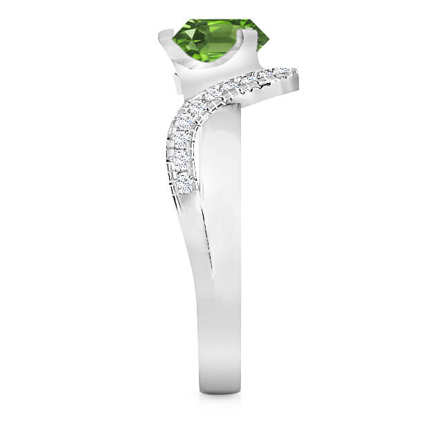 https://www.goldiam.co.il/sites/default/files/D50725-1-S_whitegold_emerald.jpg