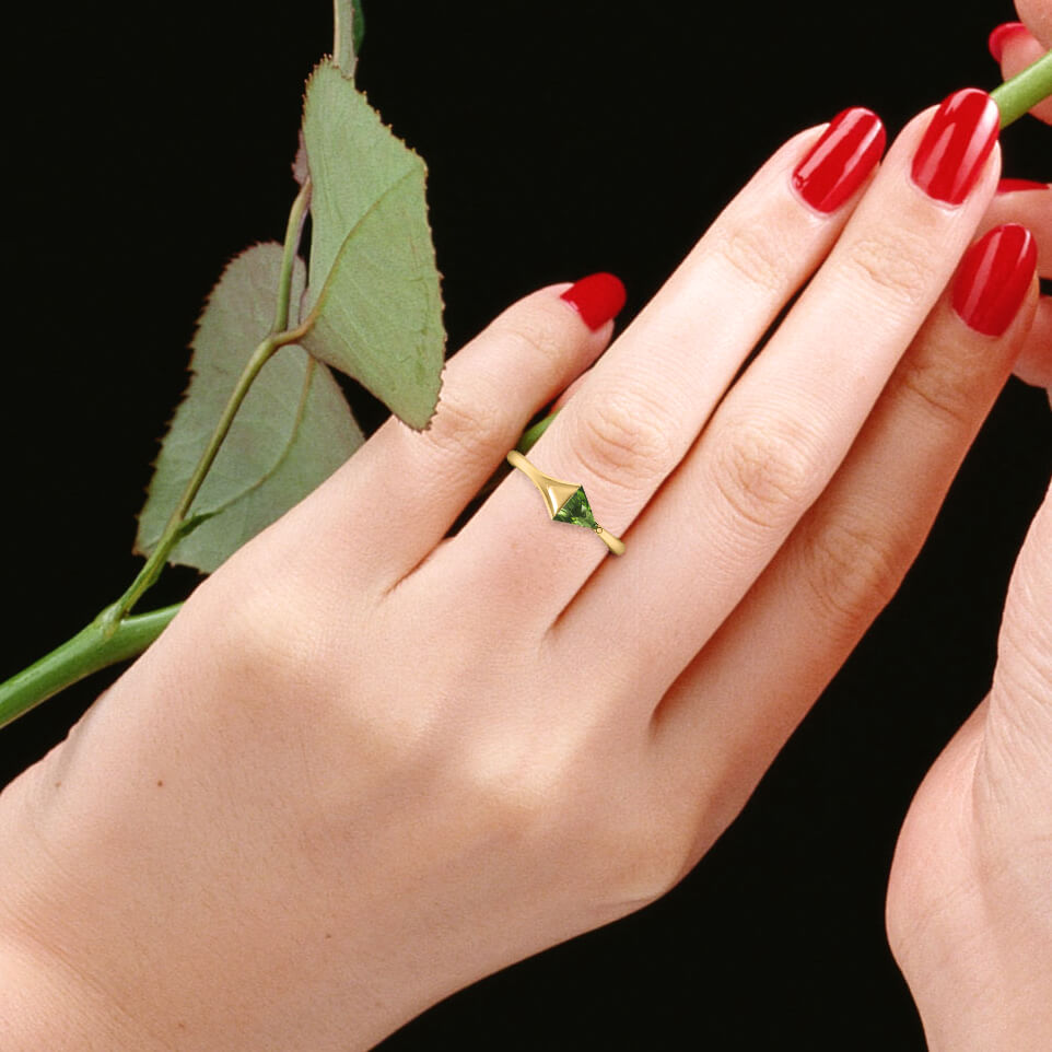 https://www.goldiam.co.il/sites/default/files/R38895-1_ringfinger2.jpg